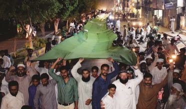 بہاولپور میں یومِ پاکستان پر پرچم بردار ریلی