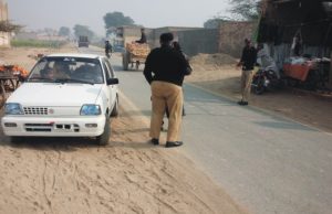 بہاولپور میں شارٹ ٹوکن بناکاپی اور بغیر نمبر پلیٹ گاڑیوں کے خلاف کارروائی