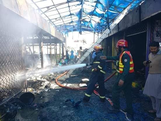 لودھراں ماڈل بازار میں آگ بھڑک اٹھی