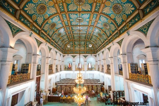 سینٹرل لائبریری بہاولپور میں کتب کی نمائش جاری