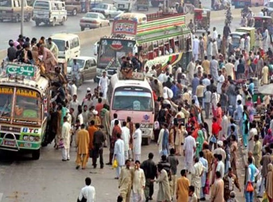 لاری اڈابہاول پور کے اردگردتجاوزات کی بھرمار ٹریفک گھنٹوں جام