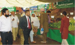 رمضان بازاروں میں اشیاء رعایتی نرخوں پر فراہمی کو یقینی بنایا جائے؛کمشنر بہاول پور