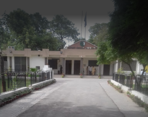 حفاظتی انتظامات سے پہلے زائرین کو نہیں لائیں گے، کمشنر بہاولپور کا حلف حفاظتی انتظامات سے پہلے زائرین کو نہیں لائیں گے، کمشنر بہاولپور کا حلف
