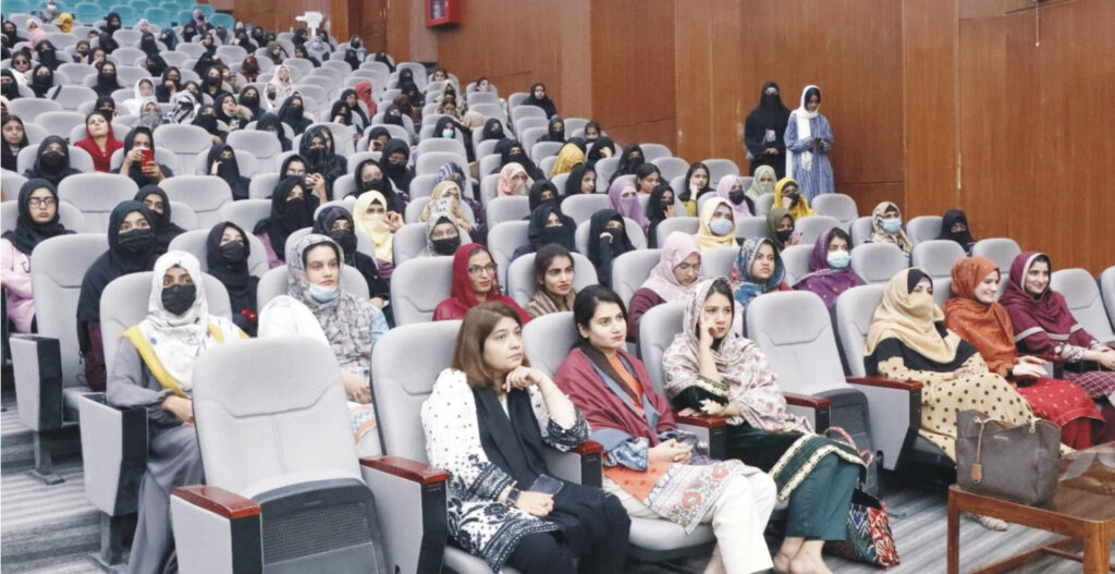 اسلامیہ یونیورسٹی بہاولپور: مصنوعی ذہانت کے موضوع پر سیمینار